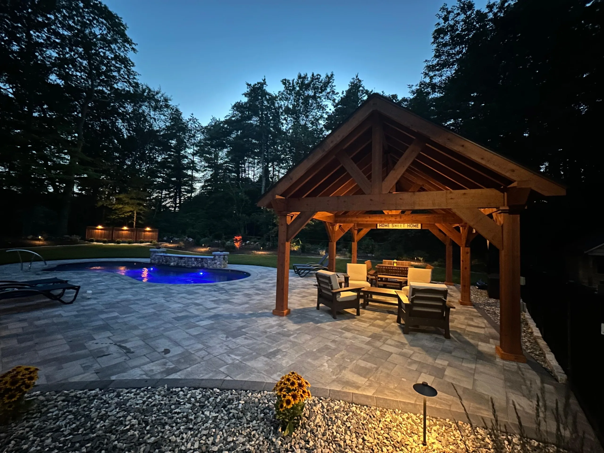 4 Ways to Know You’ve Hired the Best Patio Contractor for Your Backyard Project Featured Image, patio design