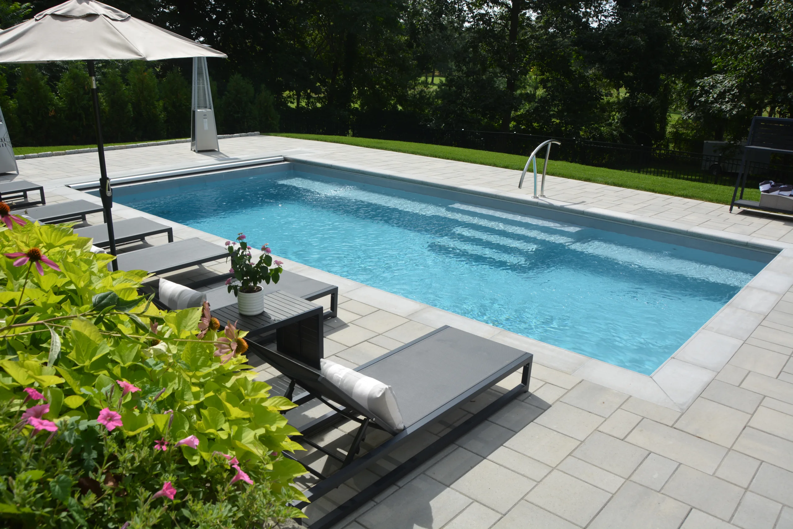 fiberglass pool installer featured image