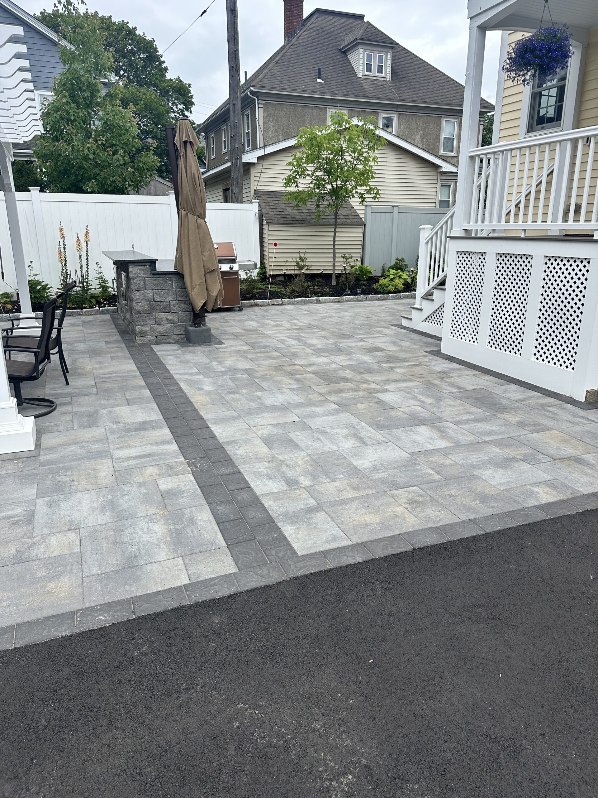 patio contractor featured image